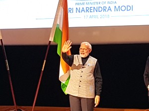 Modi greeting the Indian diaspora